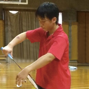 独特のしなりでコントロールが安定し軽量